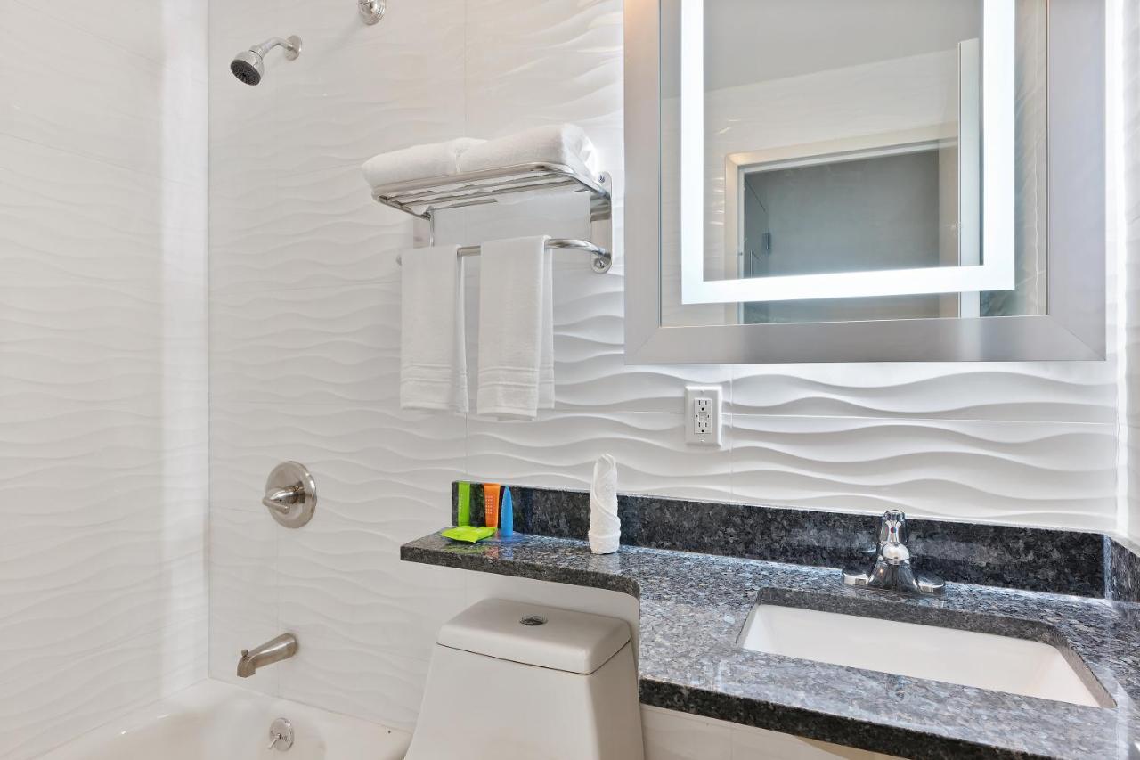 Casa Blanca Hotel Brooklyn New York Ngoại thất bức ảnh