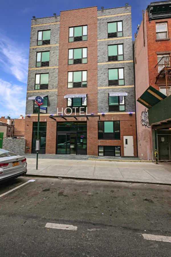 Casa Blanca Hotel Brooklyn New York Ngoại thất bức ảnh