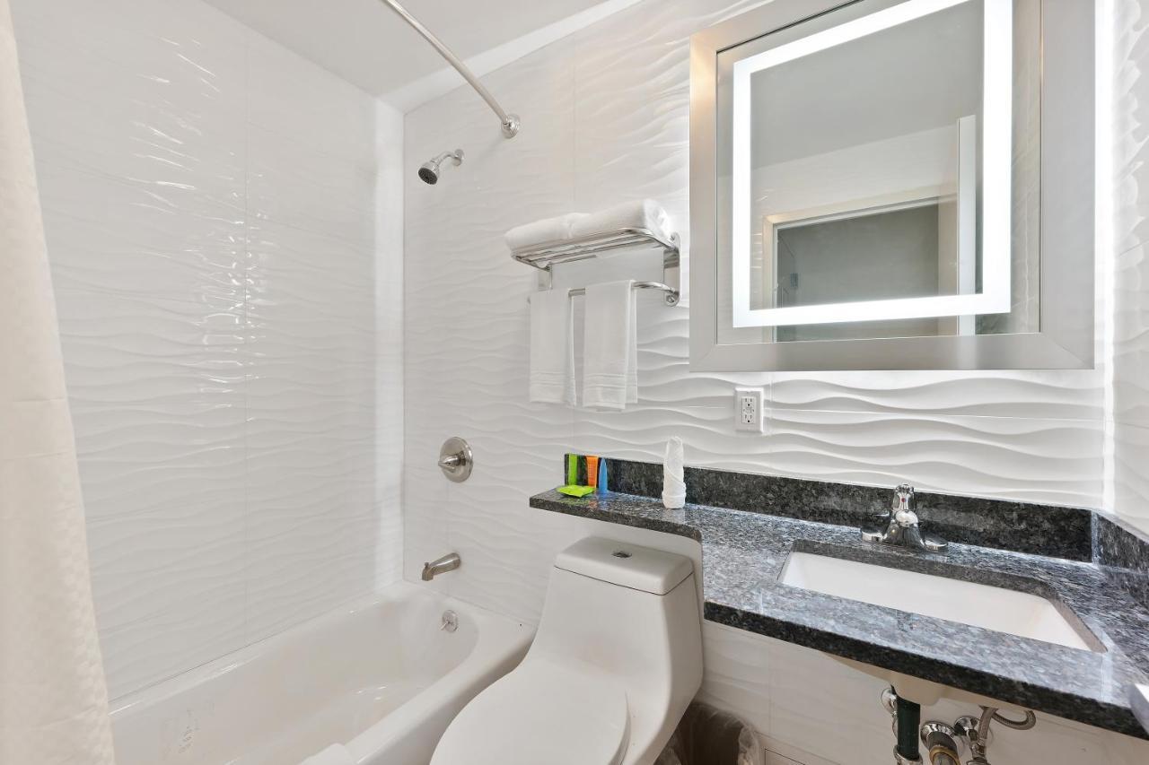Casa Blanca Hotel Brooklyn New York Ngoại thất bức ảnh